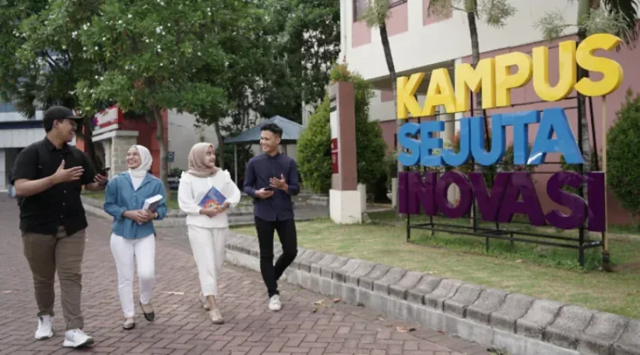 Gambar Berita 6 Beasiswa UM Surabaya Ditutup 16 Agustus, Ada Beasiswa KIP-K hingga Influencer