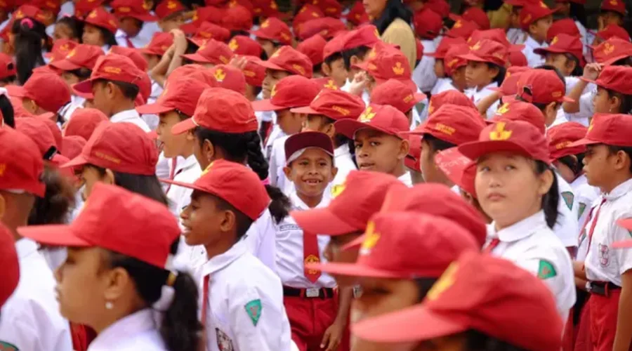 Gambar Artikel Ada Wacana Sekolah Libur Satu Bulan Selama Ramadan 2025, Pakar Pendidikan UM Surabaya: Pemerintah Sebaiknya Tidak Terburu-Buru