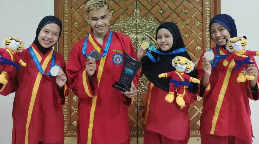 Gambar Berita UM Surabaya Athletes Win Wins at the 2021 Virtual International Tapak Suci Event