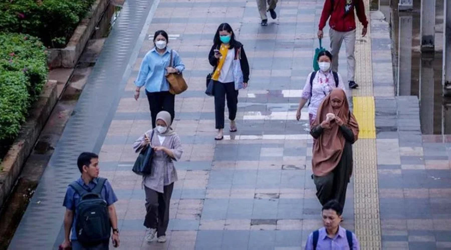 Gambar Artikel Banyak Kelas Menengah Turun Kelas, Ini Tanggapan Dosen UM Surabaya