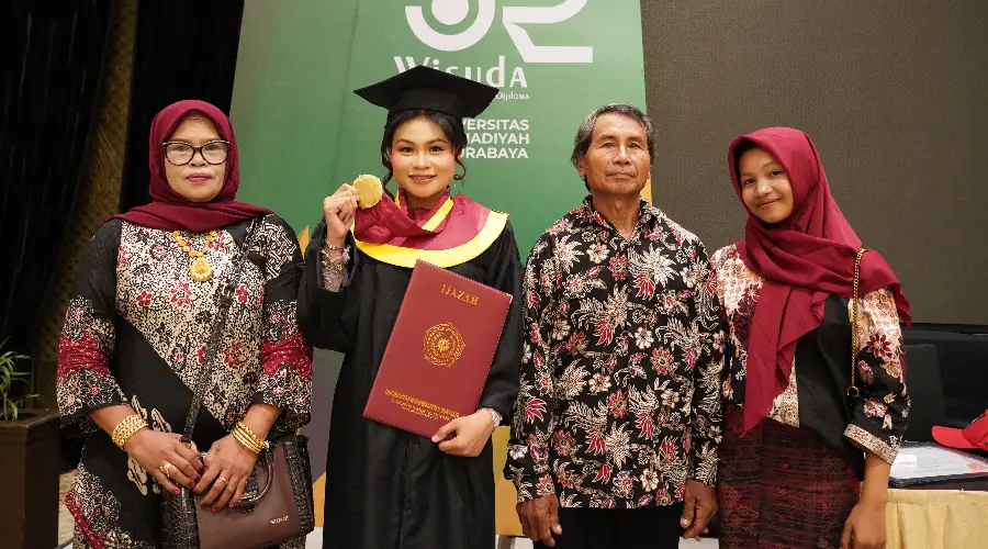 Gambar Berita Cerita Eka Dian, Dari Pematang Sawah hingga jadi Atlet Panjat Tebing Nasional