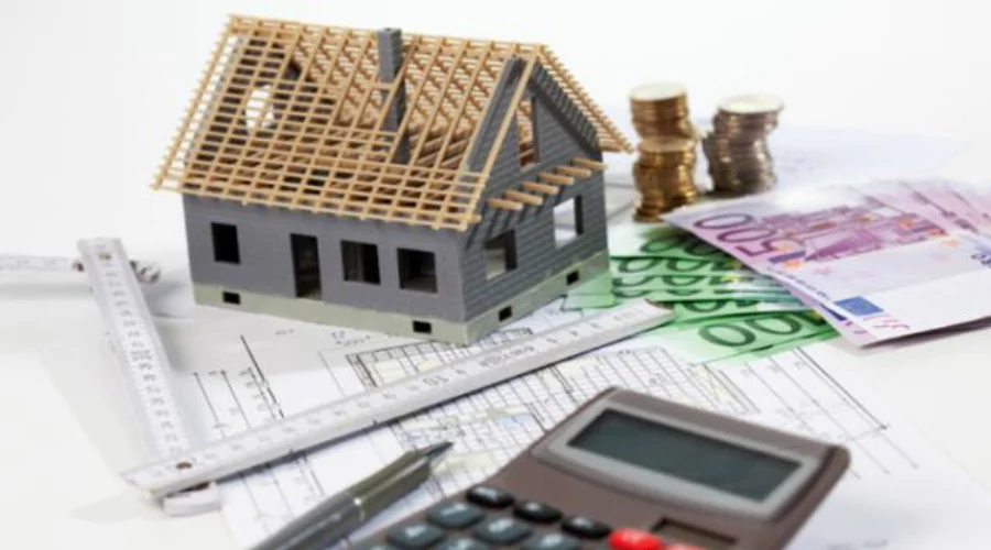 Gambar Artikel UM Surabaya lecturers share tips on how to save money on building or renovating a house
