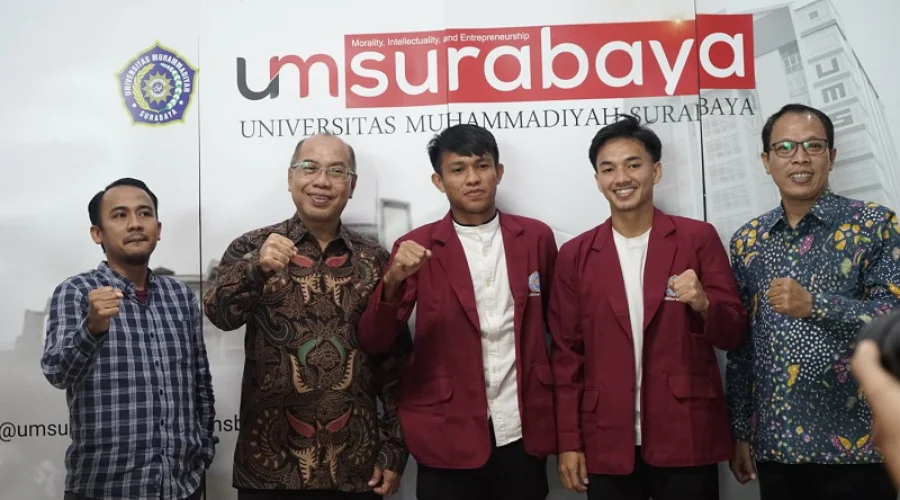 Gambar Berita Kasim Botan dan Muhammad Iqbal Resmi jadi Mahasiswa UM Surabaya
