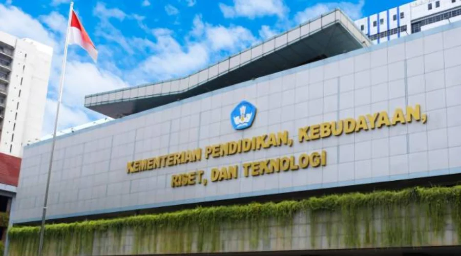 Gambar Artikel Kemendikbud Hapus Jurusan IPA, IPS dan Bahasa di Kurikulum Merdeka, Ini Tanggapan Pakar UM Surabaya