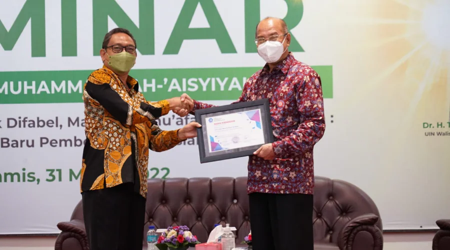 Gambar Berita Komitmen terhadap Pemberdayaan, UM Surabaya Raih Penghargaan sebagai Kampus Inklusi
