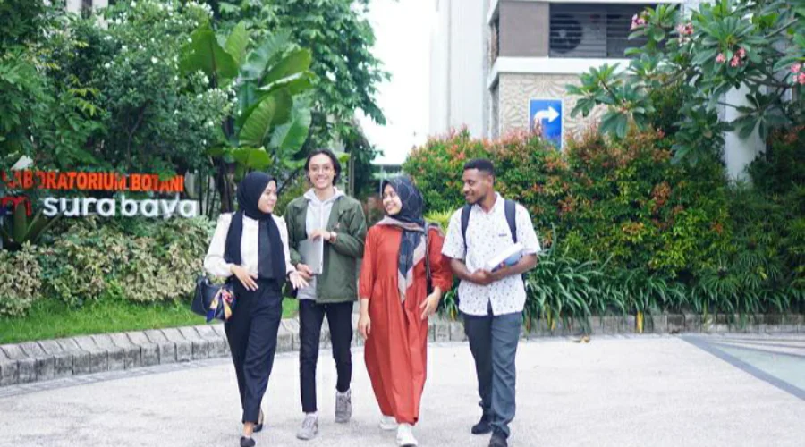Gambar Berita Mau Kuliah di UM Surabaya 2023/2024? Cek Jurusan Impianmu di 9 Fakultas Ini