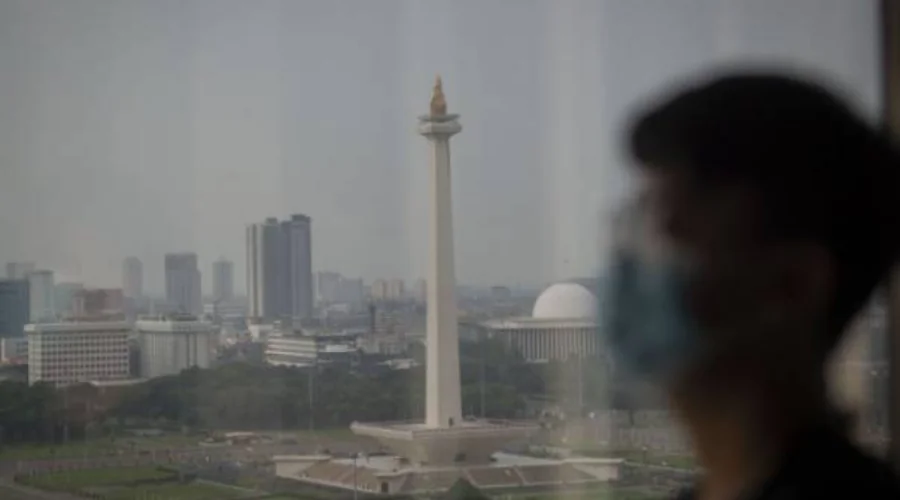 Gambar Artikel Crowded Unhealthy Air Conditions in Jakarta, UM Surabaya Lecturer Describes the Impact