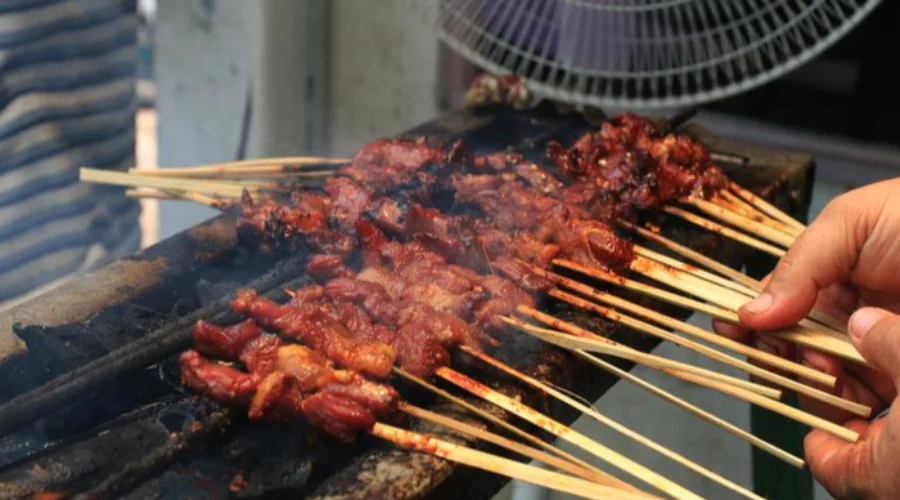 Gambar Artikel UM Surabaya Expert Tips for Cholesterol Not Soaring When Eating Sacrificial Meat