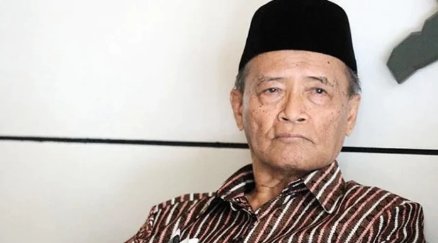 Gambar Berita Muhammadiyah's Best Figure Buya Syafii Passes Away, UM Surabaya Chancellor Conveys This